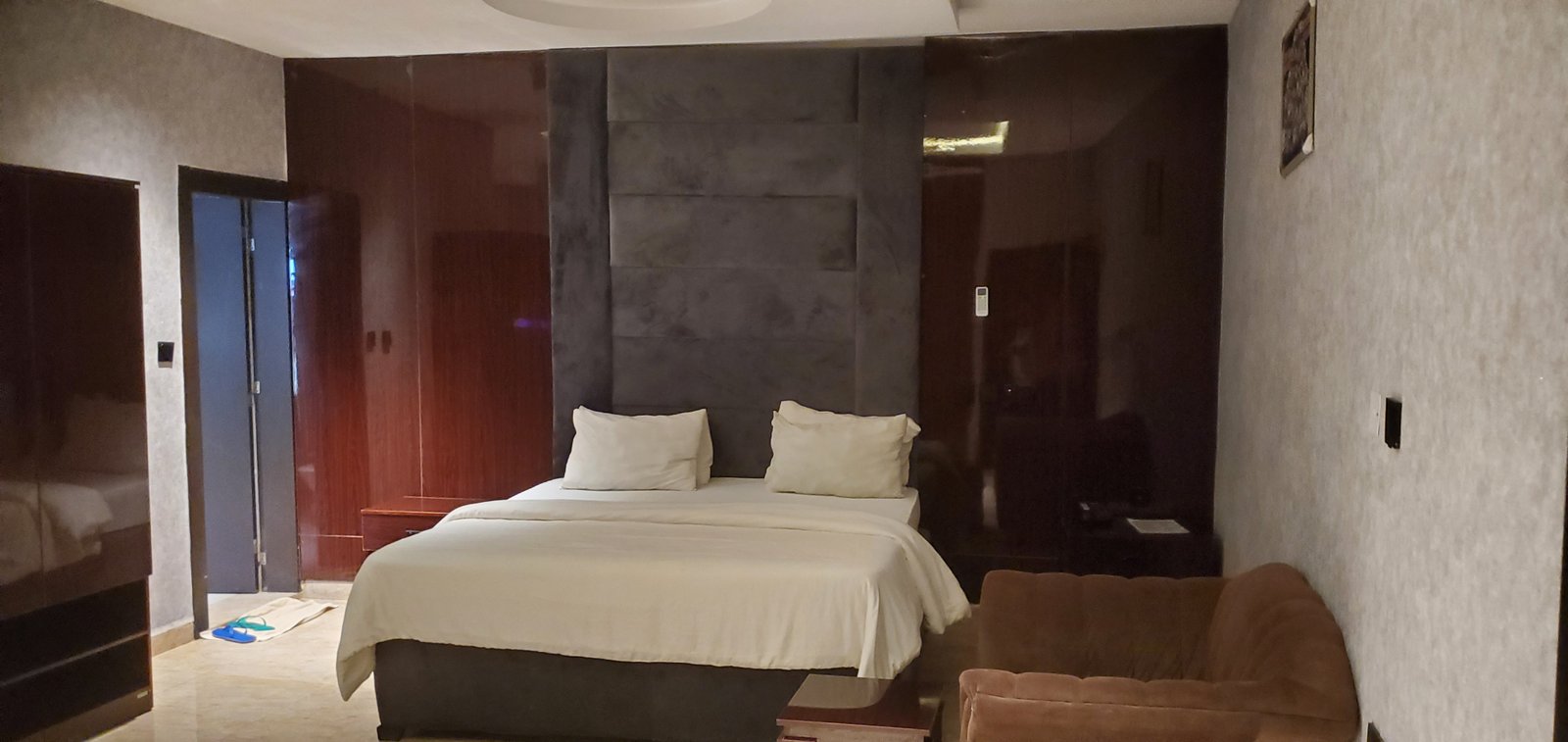 Standard Suite